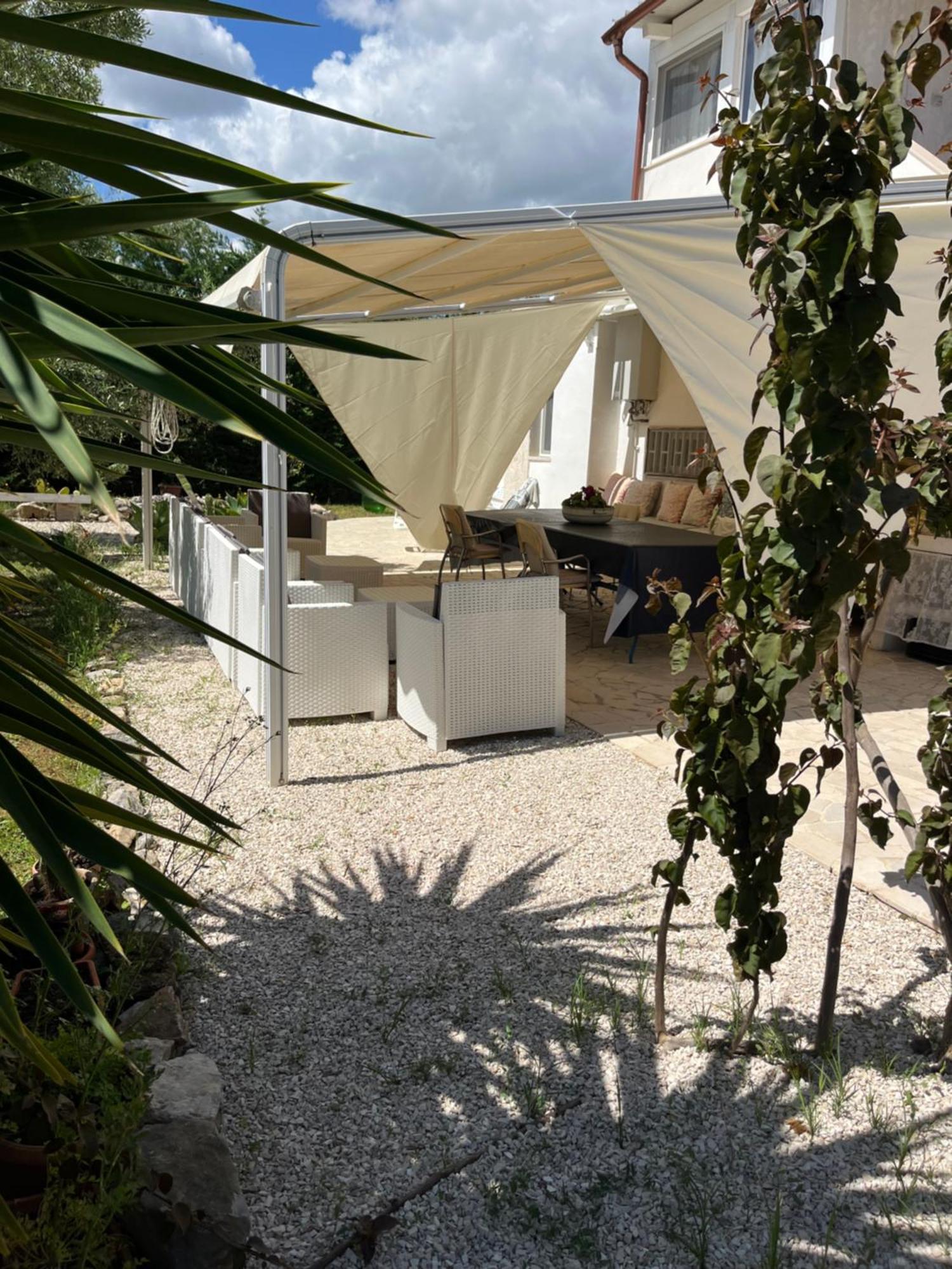 B&B Villa Mediterranee Con Parking Space Trani Buitenkant foto